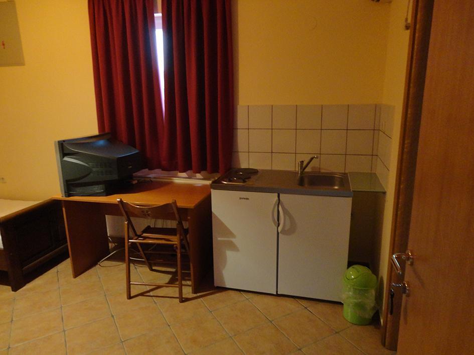 Prenociste "Magnus" Slavonski Brod Exterior foto