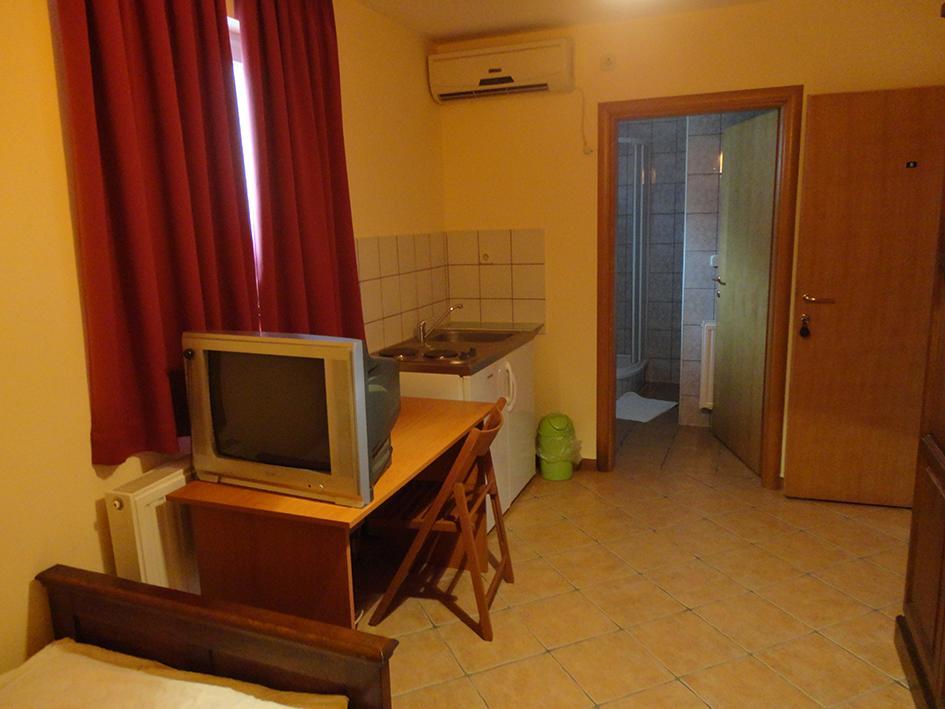 Prenociste "Magnus" Slavonski Brod Exterior foto